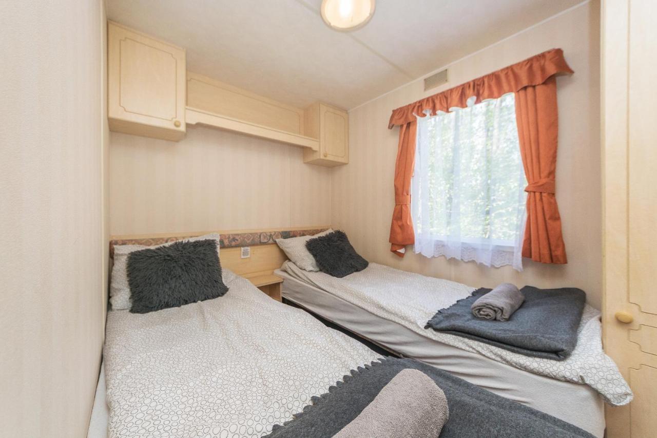 Lesniczowka Wiezyca I Domki Szymbark  Extérieur photo