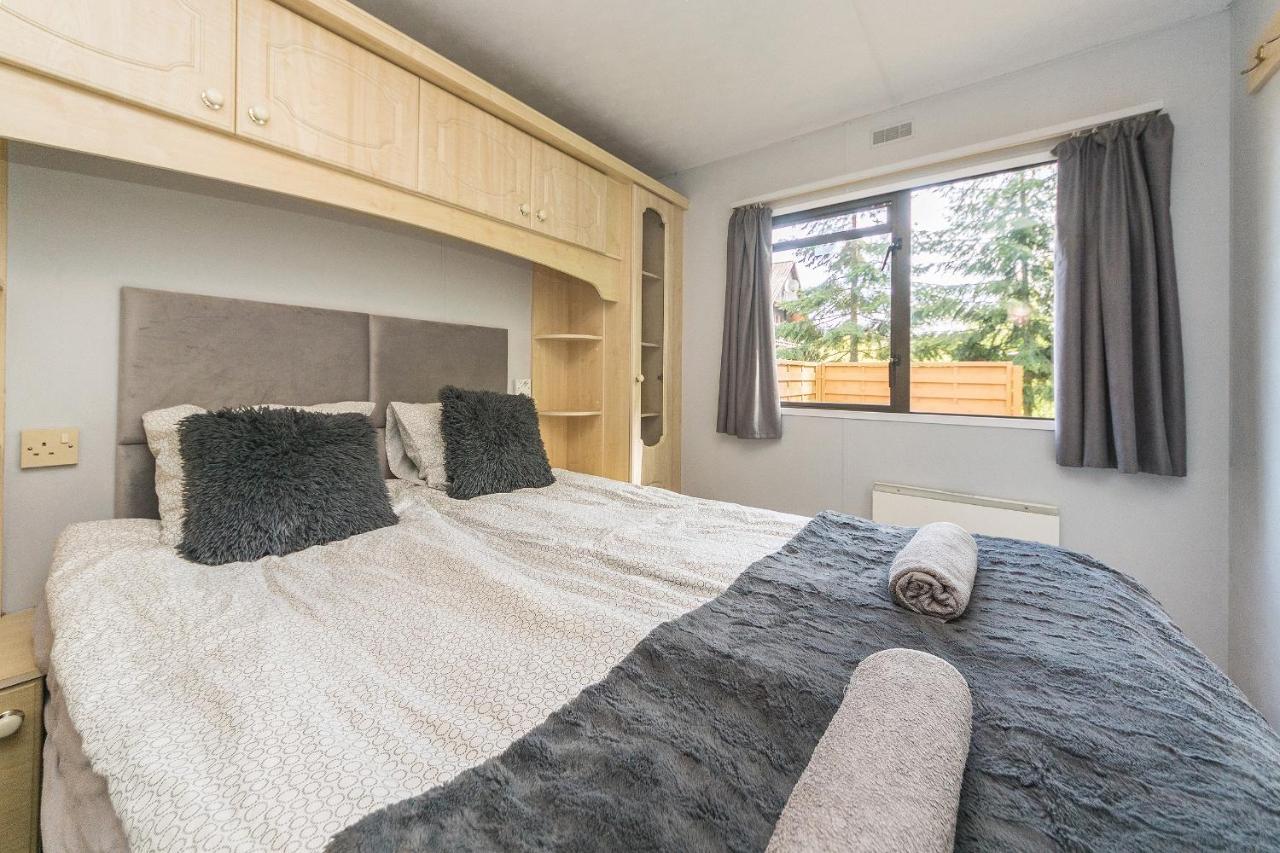 Lesniczowka Wiezyca I Domki Szymbark  Extérieur photo