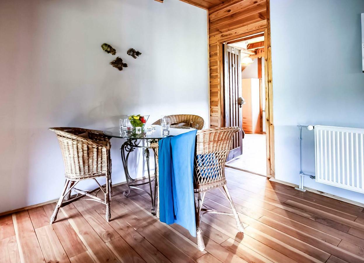 Lesniczowka Wiezyca I Domki Szymbark  Extérieur photo